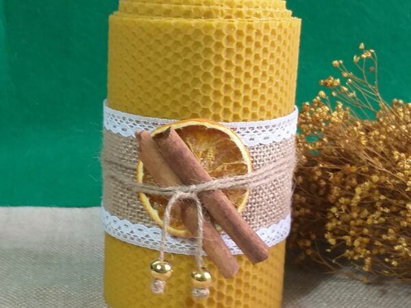 Velón de cera redondo decorado